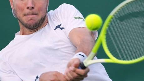 Wimbledon in London: Abbruch wegen Dunkelheit – Struff spielt um Duell mit Alcaraz