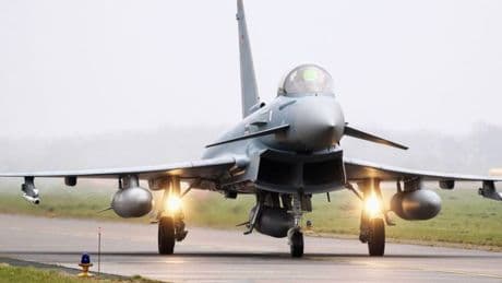 Deutschland verlegt Kampfjets nach Polen: Alarmrotte der Nato