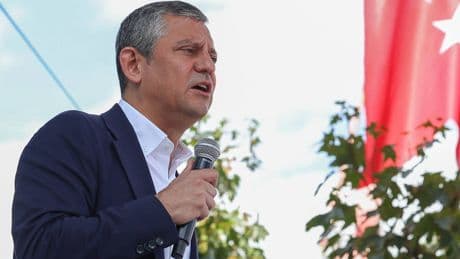 Özgür Özel, İmamoğlu ile olan 'Filiz Akın' anısını ilk kez anlattı: CHP iktidara geldiğinde verilecek ilk talimatı açıkladı!