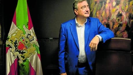 «El PP se está equivocando al atacarnos. El PNV puede acordar con todos menos con Vox»