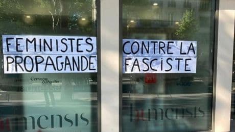 À Paris, les locaux des éditions PUF vandalisés le jour de la sortie du livre Face à l’obscurantisme woke