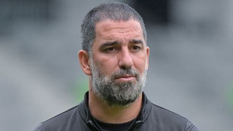 Arda Turan'dan ilk maçında farklı galibiyet