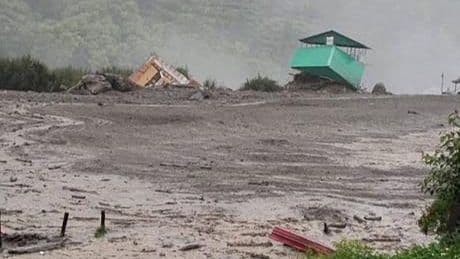 Hindistan'da heyelan felaketi! Onlarca kişiden haber alınamıyor