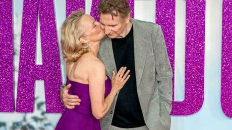 Pamela Anderson et Liam Neeson : coup de com ou vrai coup de cœur ?