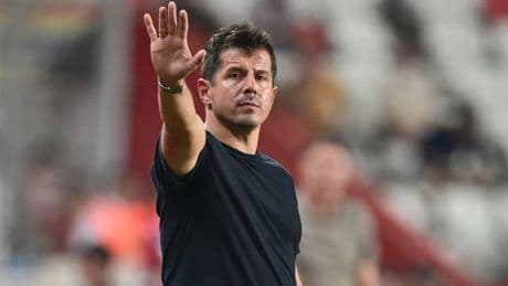 Emre Belözoğlu'ndan transfer mesajı!