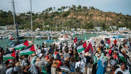« Ils ont tout intérêt à nous faire peur » : la Global Sumud Flotilla dénonce une attaque de drone sur l’un de ses bateaux en route vers Gaza