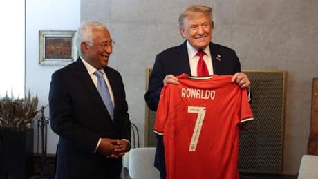 Cristiano Ronaldo a Trump en la cumbre del G-7: “Para el presidente. Jugando por la paz”