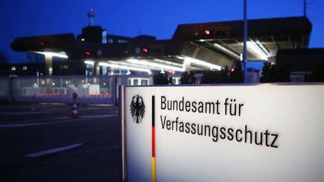 Erklär mir den Verfassungsschutz - Wer entscheidet eigentlich, wer oder was „extrem“ ist?