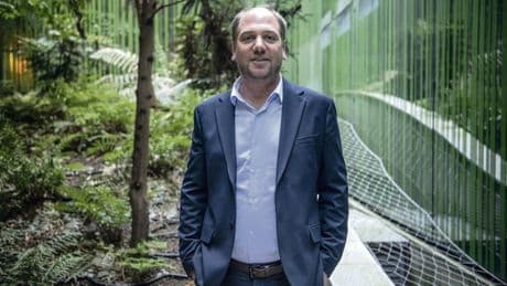 Qui est Julien Brugerolles, le successeur d’André Chassaigne à l’Assemblée nationale ?