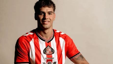 Chelsea striker joins Sunderland on season-long loan deal with special clause