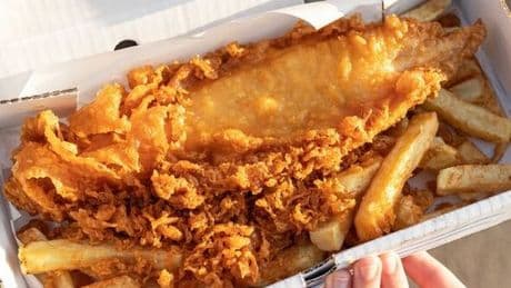 Chippy secrets revealed as chip shop worker opens up on one item he'd 'never order'