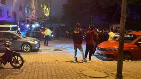 Polis ile şüpheli sürücü arasında kovalamaca
