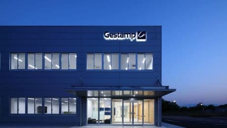Banco Santander entra en el negocio inmobiliario de Gestamp por 245 millones