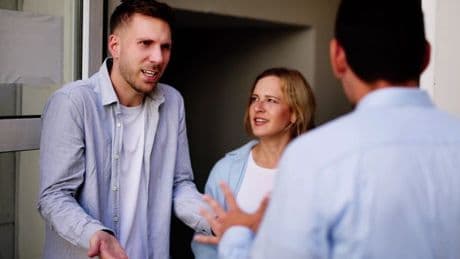 First thing you should do if you have a dispute with a neighbour, Government says