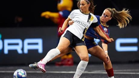 Recta final de la Queens League: resultados, clasificación y taconazo de Mapi