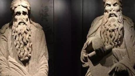 El Supremo obliga a la familia Franco a devolver las estatuas de Abraham e Isaac del Pórtico de la Gloria de Santiago de Compostela