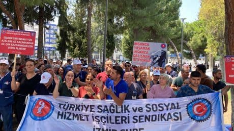 İzmir'de kamu işçilerinden iş bırakma eylemi: İnsanca yaşanacak ücret istiyoruz