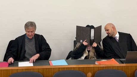 Neu aufgerolltes Verfahren: Prozess um falsche Narkoseärztin: Plädoyer der Verteidigung