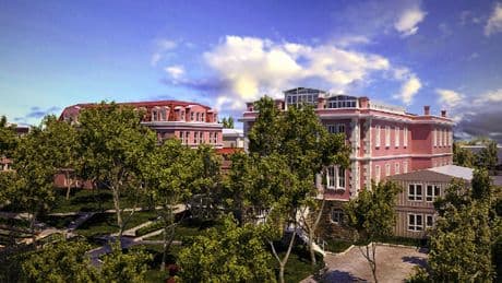 Üsküdar Amerikan Lisesinden "LGBT simgeli afişler"e ilişkin açıklama: İnceleme süreci sürüyor