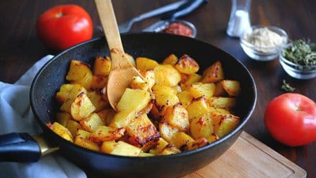 Bratkartoffeln wie vom Profi: Was Sie bei Sorte, Würze und Timing beachten müssen
