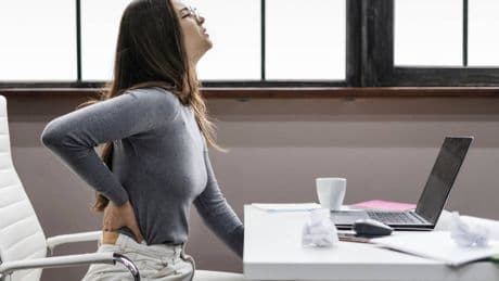 Estudian el cerebro humano y descubren que pasar sentado muchas horas puede hacer que 'encoja'