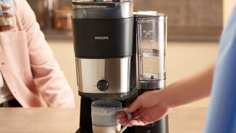 Kaffeemaschine reduziert: Philips-Modell mit Mahlwerk jetzt günstiger