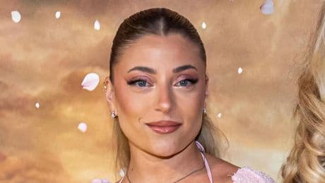 OG3NE-ster Amy Vol kocht Brabantse residentie voor schijntje en wil tonnen winst maken