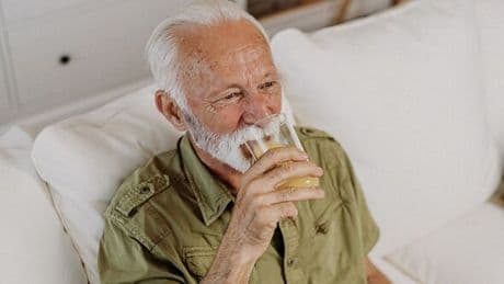 The 9p drink that could help lower blood pressure and cholesterol