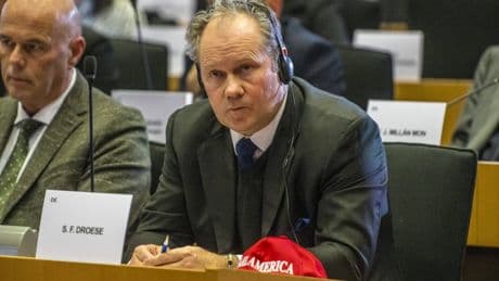 Millionen Fahrzeuge betroffen Jedes Jahr Zwangs-Tüv? AfD kritisiert EU-Kommissionspläne für ältere Autos