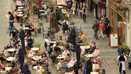 Wirte jammern über Gäste, die „immer weniger essen” - der Grund dafür ist neu