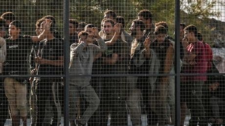 Le gouvernement grec opte pour une politique de criminalisation des migrants