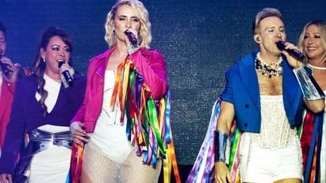 Steps' Clare Richards has made thousands flogging old clothes to followers online