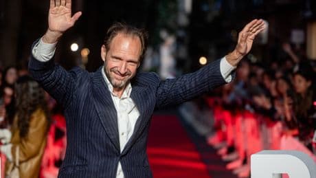 Ralph Fiennes: "Ni puedo decir quién va a ser el próximo Papa ni he hecho ninguna apuesta"