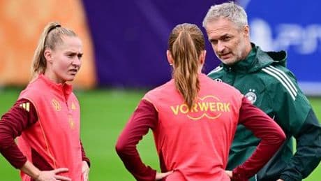 DFB-Frauen: Christian Wücks Führungsstil vor EM-Viertelfinale in der Kritik