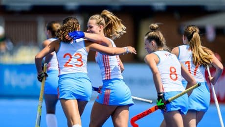 EK 18 | Oranje verzekerd van halve finale na ruime overwinning