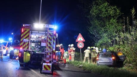 Aus Schlafzimmer geflüchtet - Polizei jagt Einbrecher, sechs Verletzte!