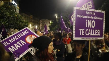 El 66 % de las 48 asesinadas por violencia machista en España convivía con el asesino