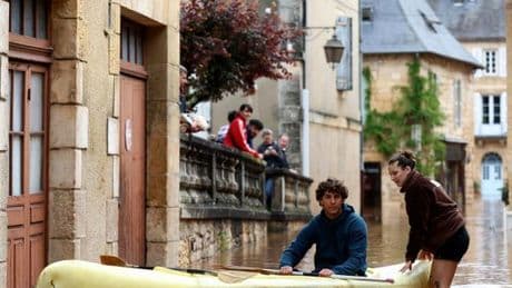 Inondations : l’IGN établit la première carte des risques en France