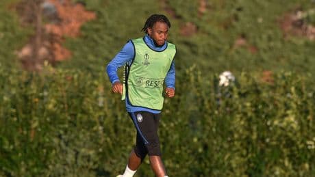 Lookman multato, l'attaccante dell'Atalanta si allenerà a parte fino al 2 settembre. Le ultime da Bergamo