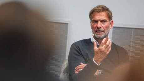 „Präsentiert er die Büchse?“ - Matthäus rätselt über Klopps Job