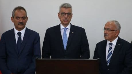 Bakan Memişoğlu duyurdu: 18 bin sağlık personeli atanacak
