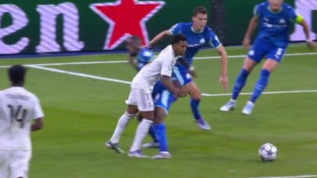 Así fue el penalti sobre Rodrygo que transformó Mbappé para empatar el partido ante el Olympique de Marsella