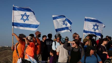 Riconoscimento della Palestina: Trump minaccia lo stop all’accordo commerciale con il Canada