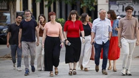 Compromís evita romper con Sumar pero exige que Sánchez comparezca por la dana