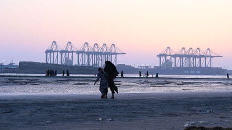 Brit holidaying in Pakistan visits seaside and gets big surprise