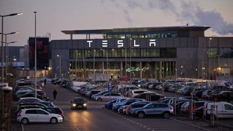 Elektromobilität: Tesla baut Forschungsstandort in Köpenick auf