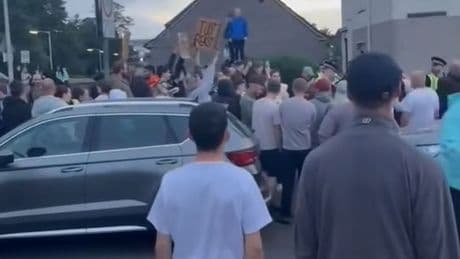 Angry Fife residents hold fourth street protest amid 'beast out' chants