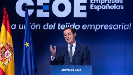 CEOE muestra su "más absoluto rechazo y máxima preocupación" al pacto arancelario