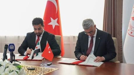 Türkiye ve Suriye'nin sağlık bakanlıkları arasında işbirliği protokolü imzalandı