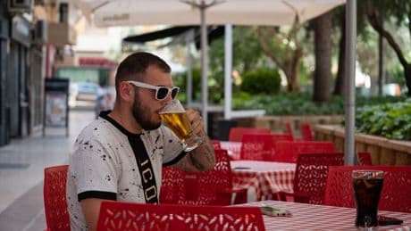 Inventan una cerveza sin alcohol que &quot;emborracha&quot; sin rastro de resaca